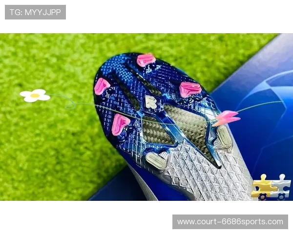 如何选择适合足球球星的运动鞋提高场上表现和舒适度